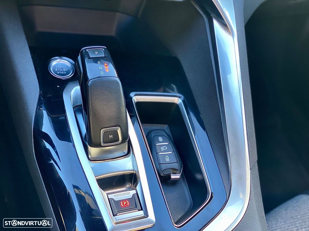 Peugeot 5008 BlueHDI 130 EAT8 Allure - 24