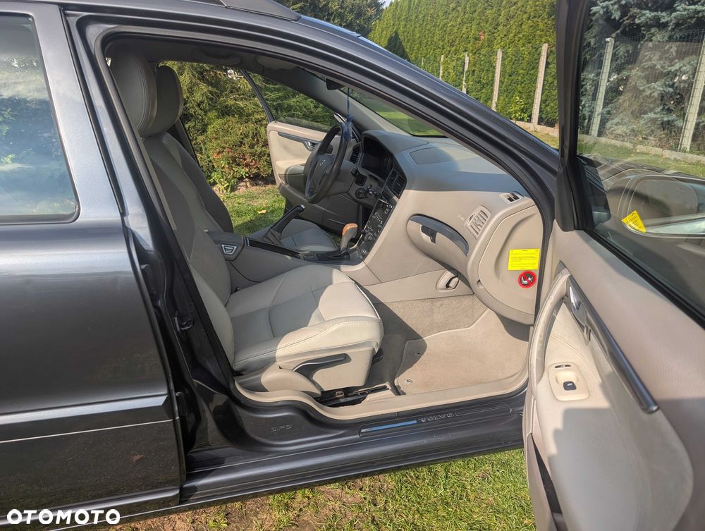 Volvo V70 - 8