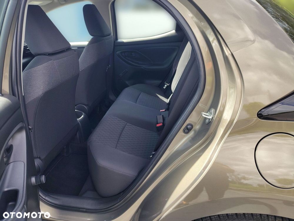 Toyota Yaris 1.5 Comfort CVT - 10