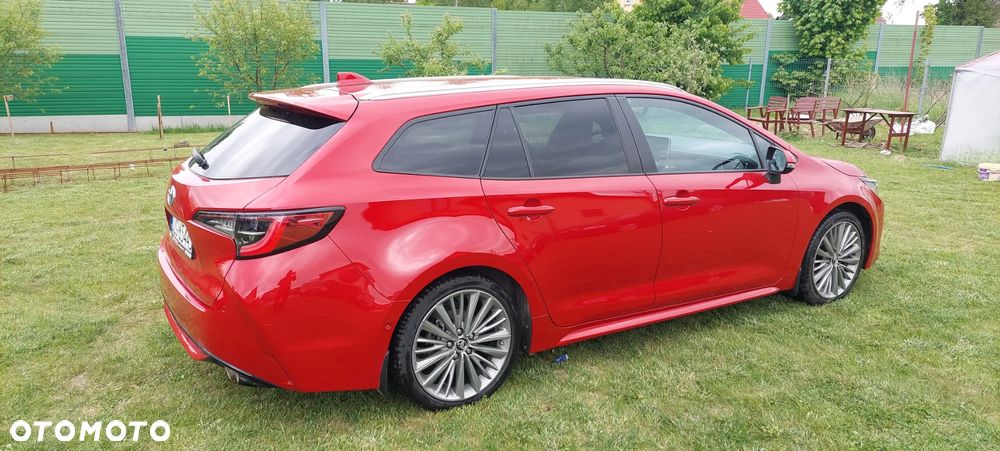 Toyota Corolla 2.0 Hybrid Executive - 9