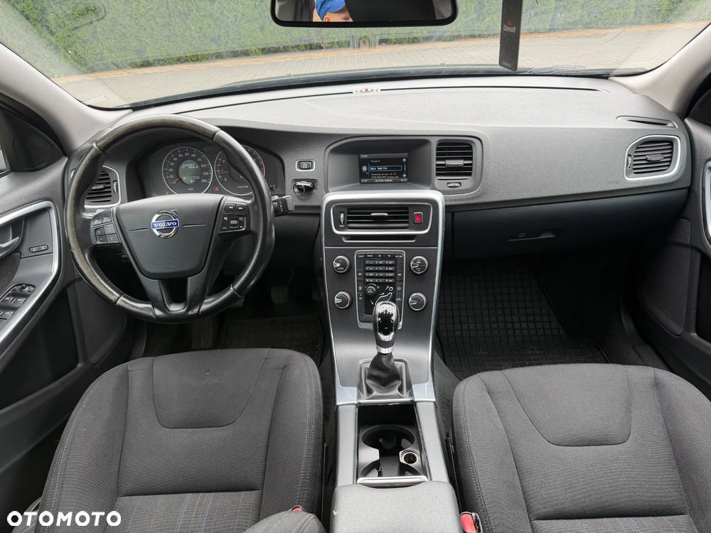 Volvo S60 T3 Base - 8