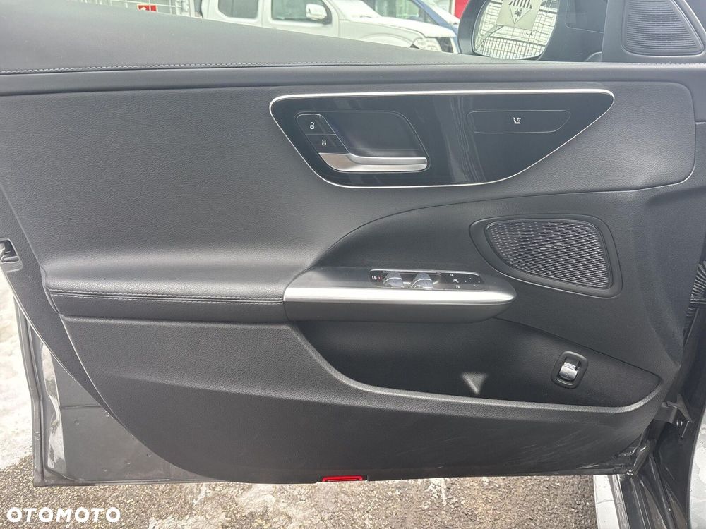 Mercedes-Benz Klasa C - 16