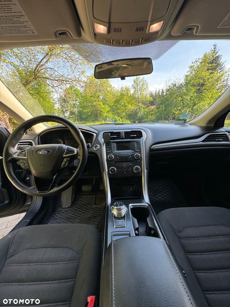 Ford Fusion - 5