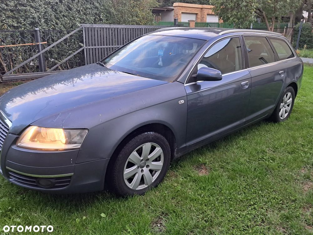 Audi A6 - 4