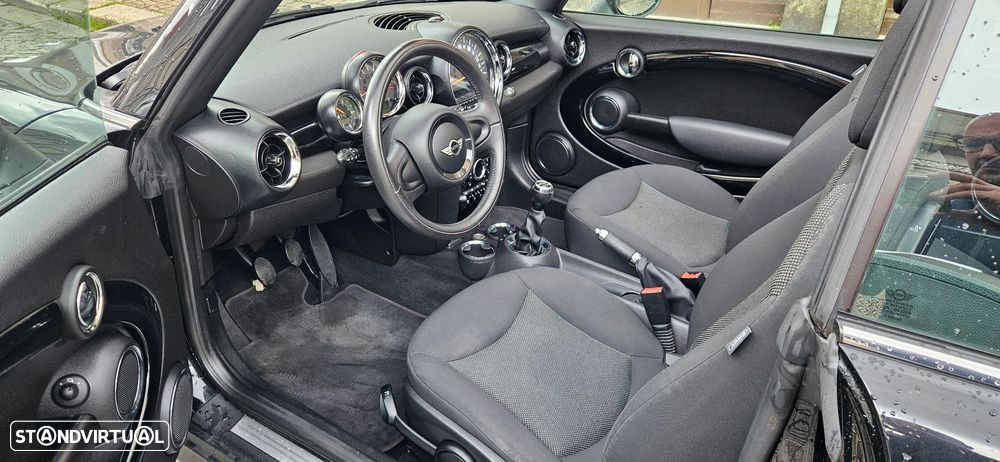MINI Cabrio One - 6