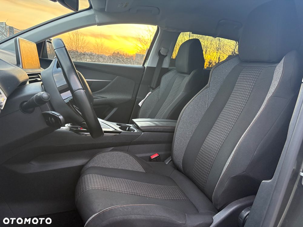 Peugeot 3008 PureTech 130 Stop & Start GPF Active - 14