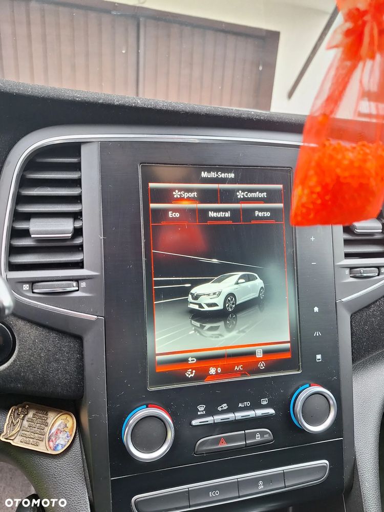 Renault Megane ENERGY TCe 130 INTENS - 16