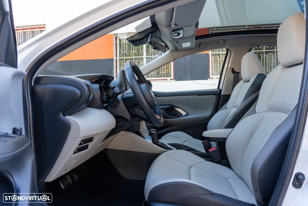 Toyota Yaris 1.5 HDF Luxury - 19
