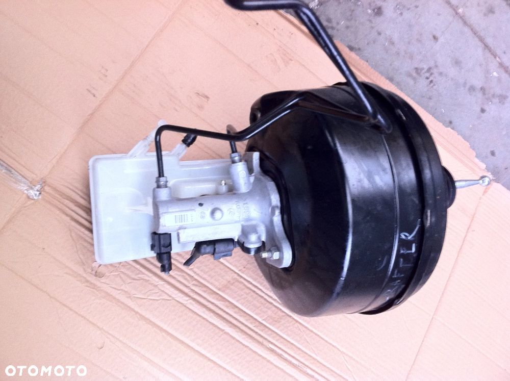 VW CRAFTER POMPA CHAMULCOWA SERWO - 1