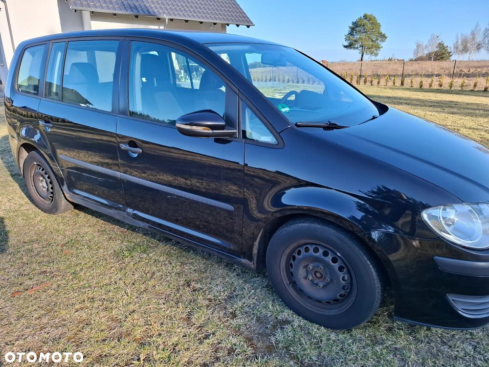 Volkswagen Touran 1.9 TDI DPF Blue Motion Trendline - 9