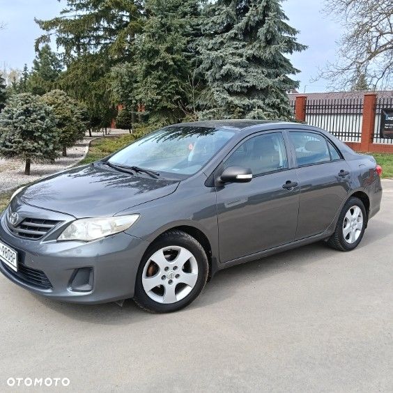 Toyota Corolla 1.6 Luna - 3