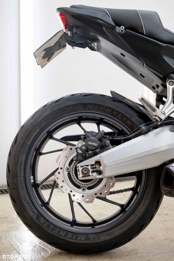 Honda CB - 28