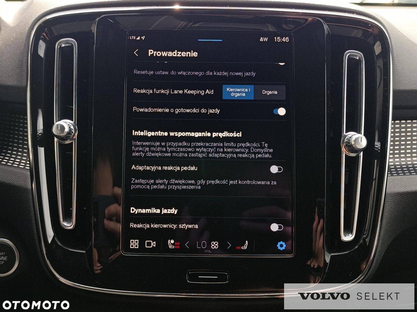 Volvo XC 40 - 28