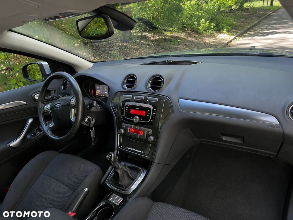 Ford Mondeo 2.0 Titanium - 12