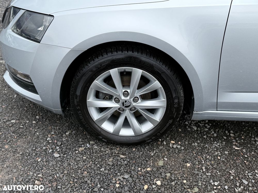 Skoda Octavia 1.6 TDI Ambition - 10