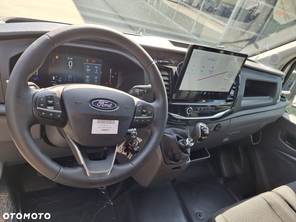 Ford Transit - 18