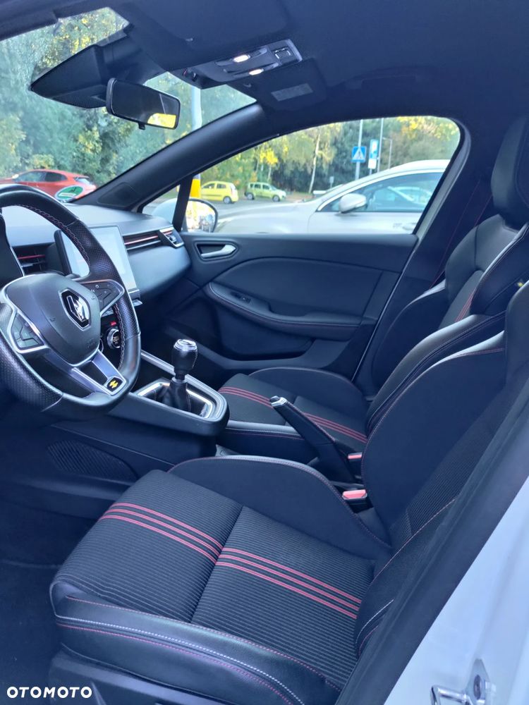 Renault Clio - 15