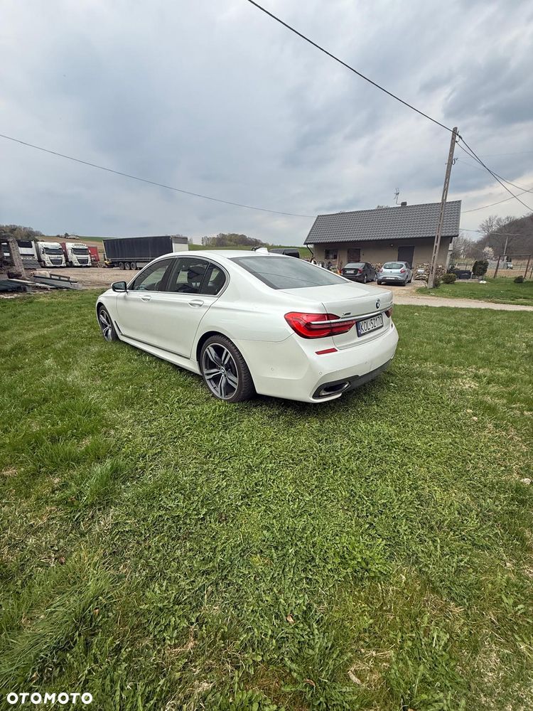 BMW Seria 7 740d xDrive sport - 7