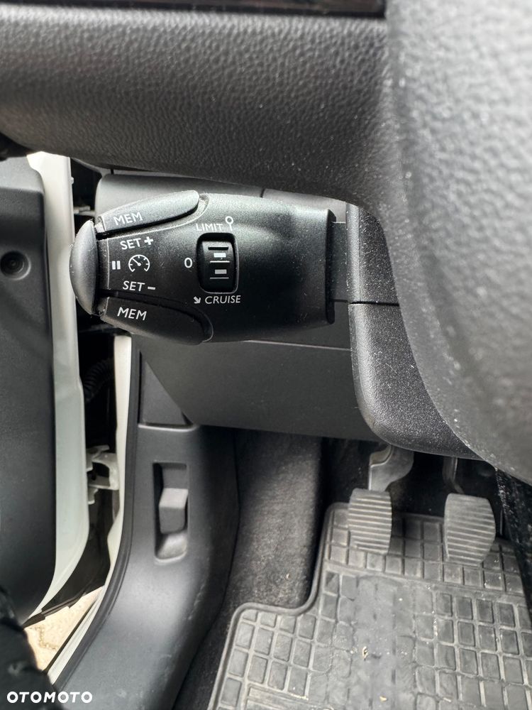 Citroën C3 1.2 PureTech Shine - 15