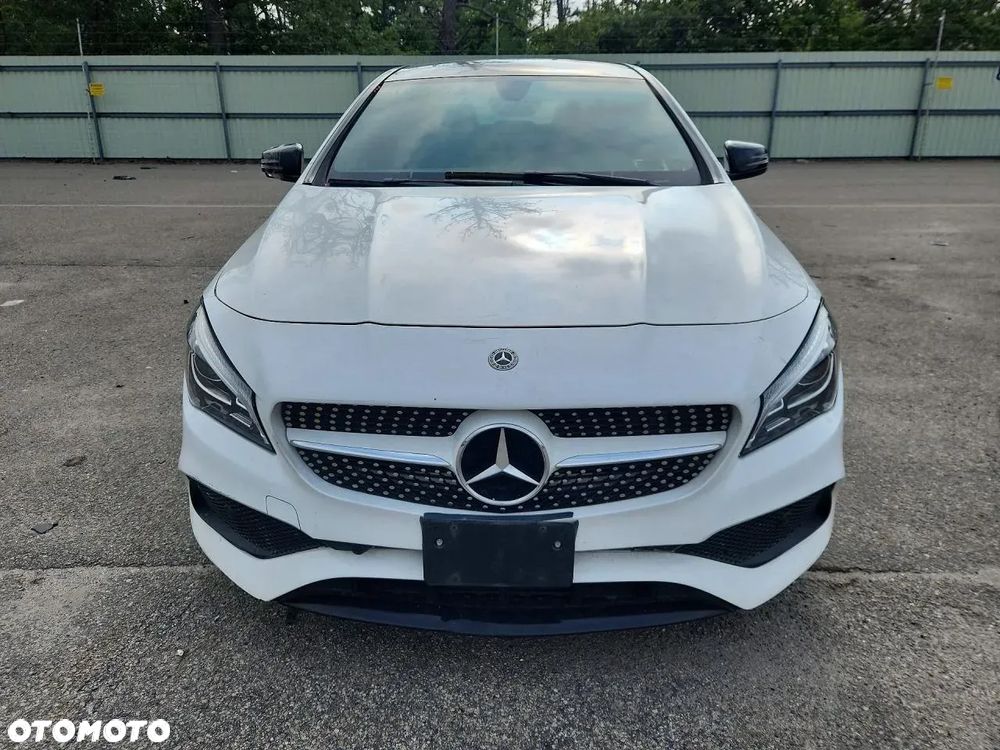 Mercedes-Benz CLA 250 4Matic 7G-DCT AMG Line - 5