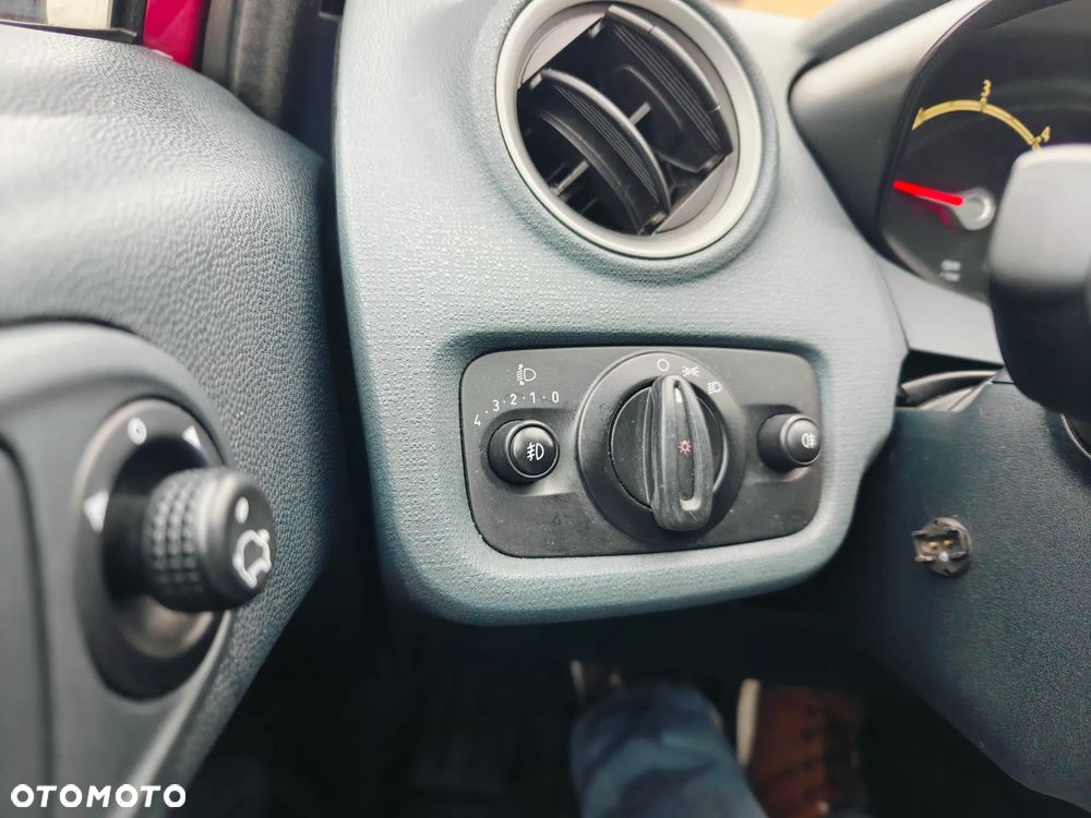 Ford Fiesta 1.4 TDCI X100 / FX Gold - 24