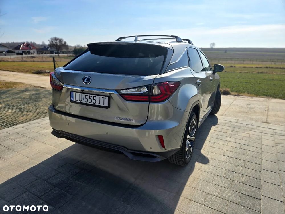 Lexus RX - 7