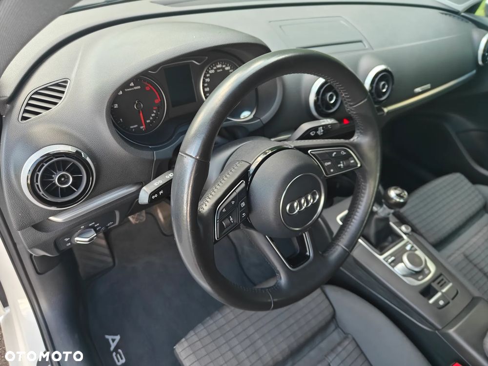 Audi A3 Sportback - 21