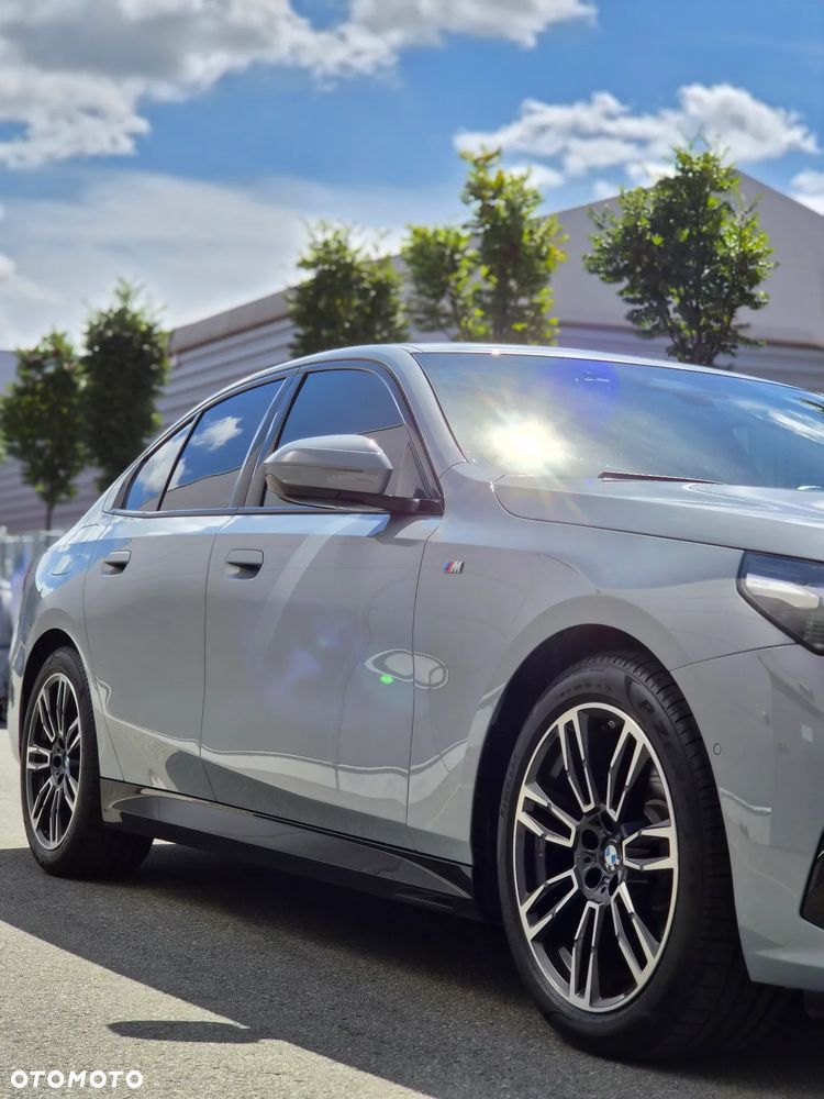 BMW Seria 5 - 26