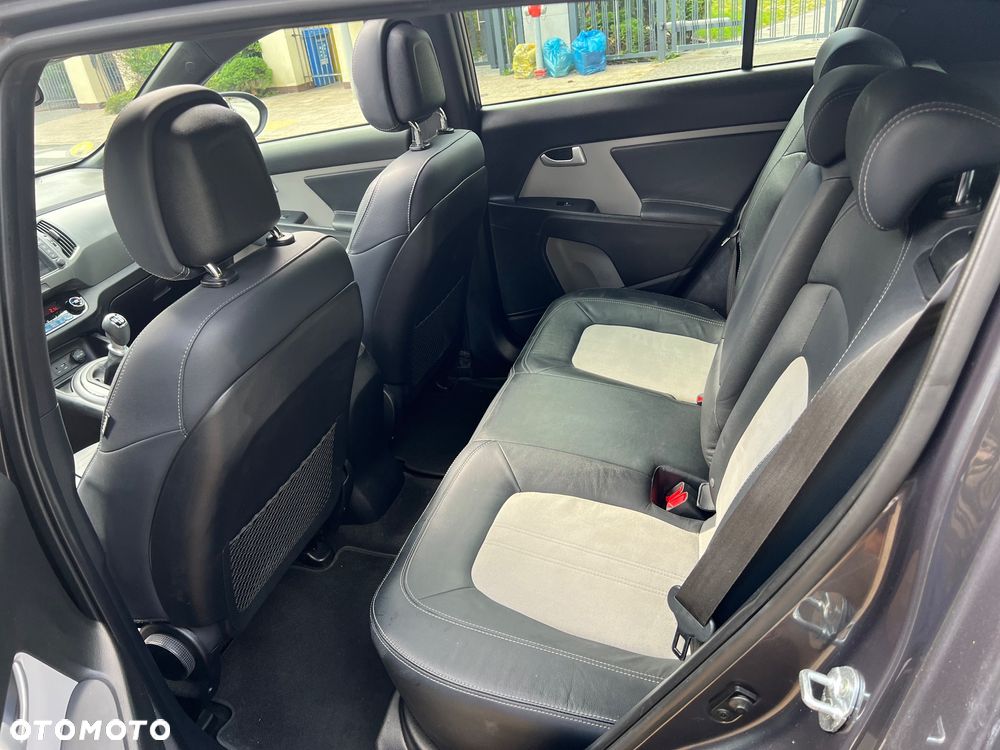 Kia Sportage 1.7 CRDI 2WD Attract - 33