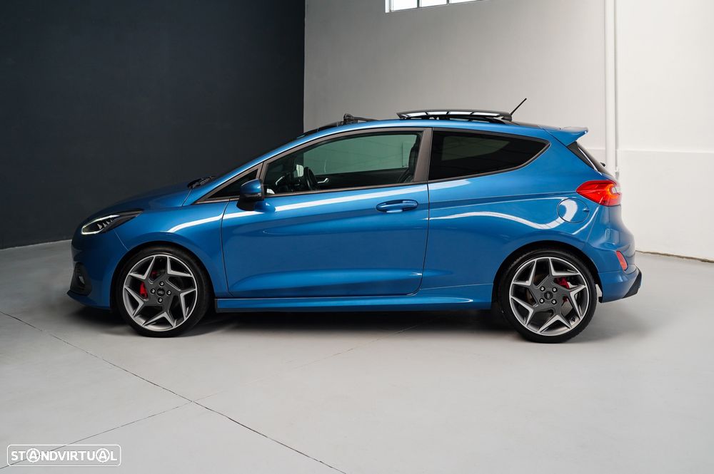 Ford Fiesta 1.5 EcoBoost ST - 23