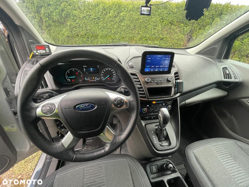 Ford Transit Connect - 21