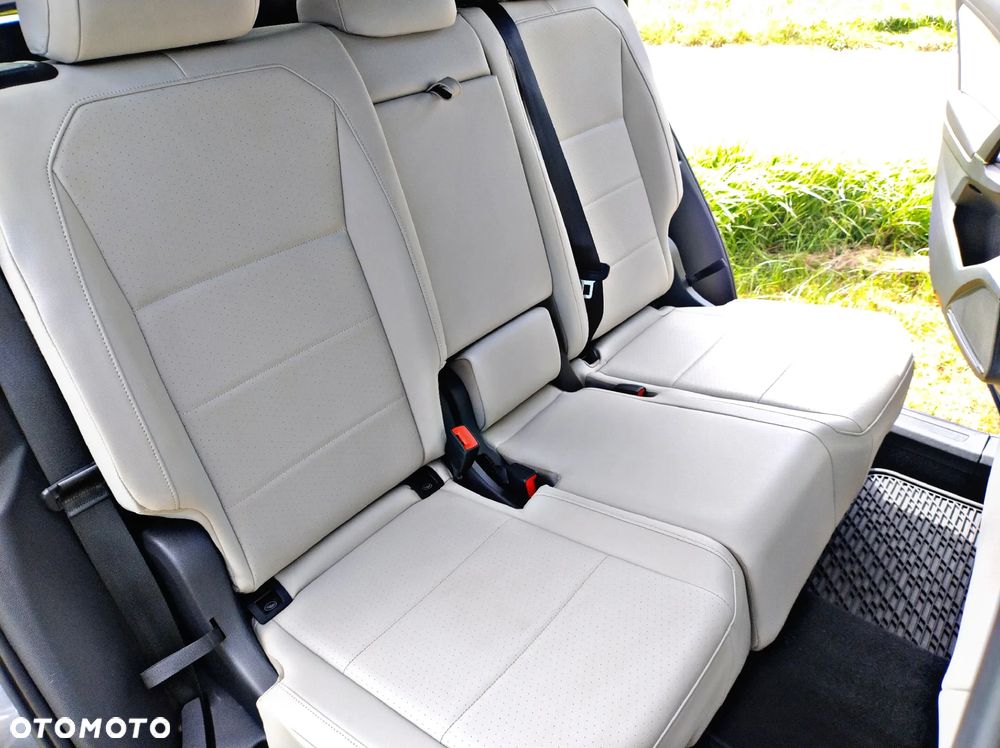 Volkswagen Tiguan Allspace - 31