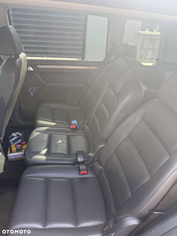 Volkswagen Touran 1.6 Trendline - 10
