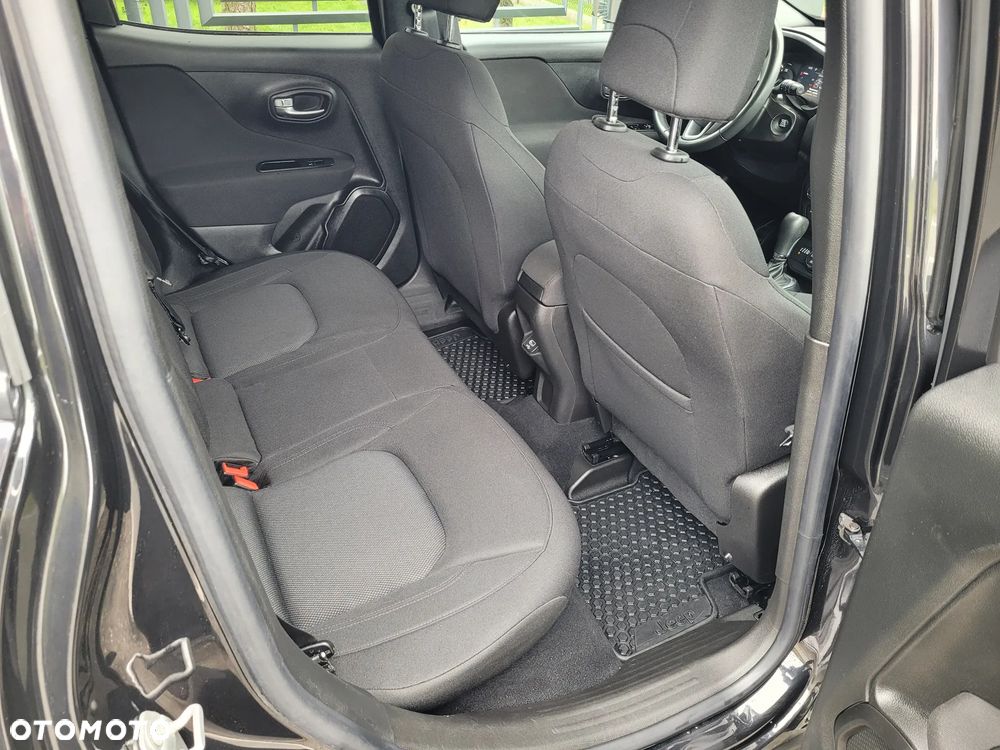 Jeep Renegade - 17