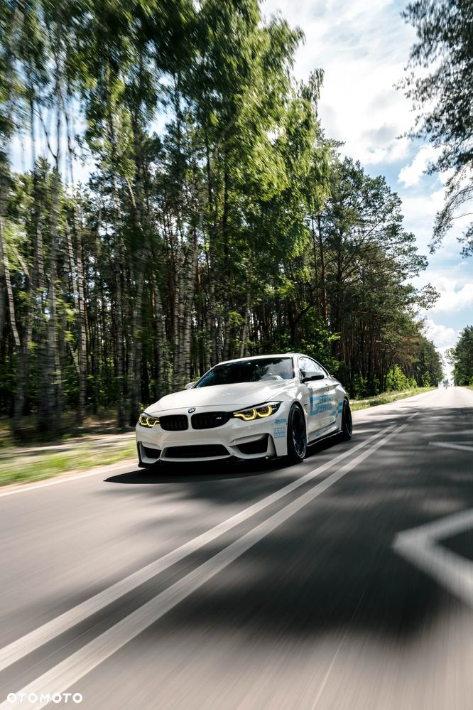 BMW M4 - 8