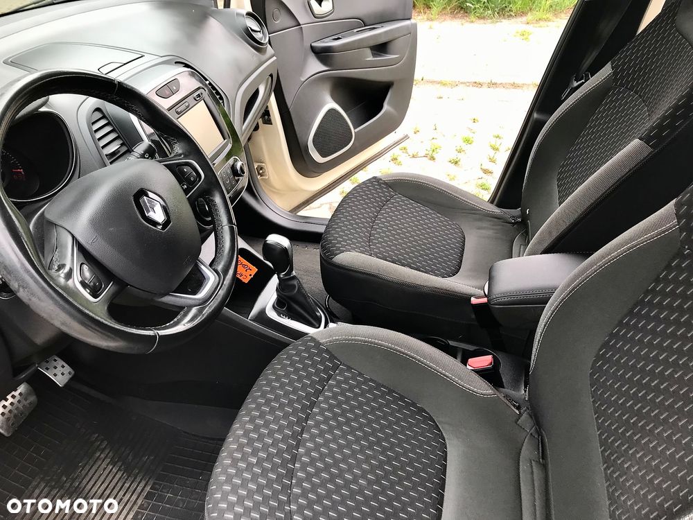 Renault Captur - 21