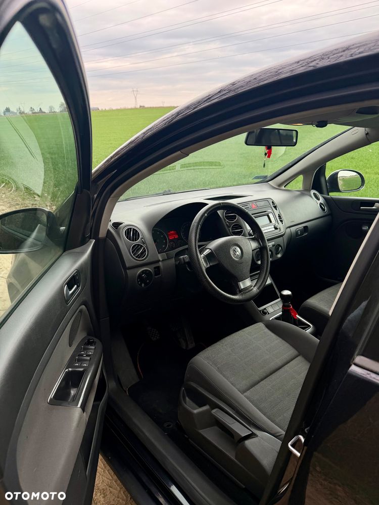 Volkswagen Golf Plus 1.6 FSI Comfortline - 32