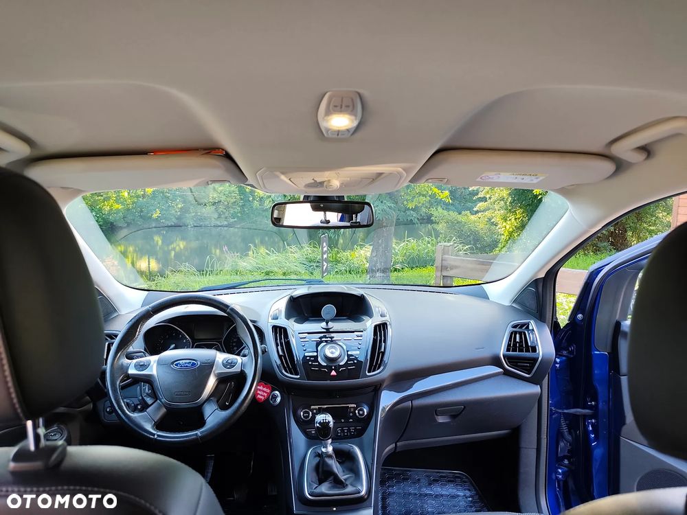 Ford Kuga - 13