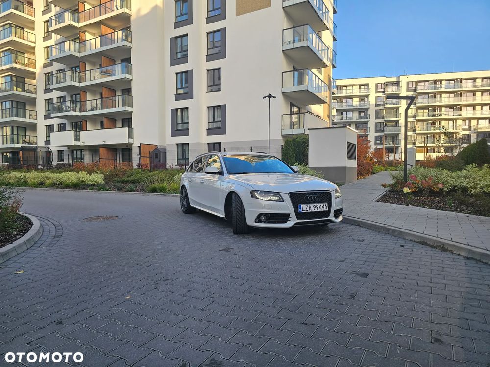 Audi A4 Avant 3.0 TDI Quattro S tronic - 4