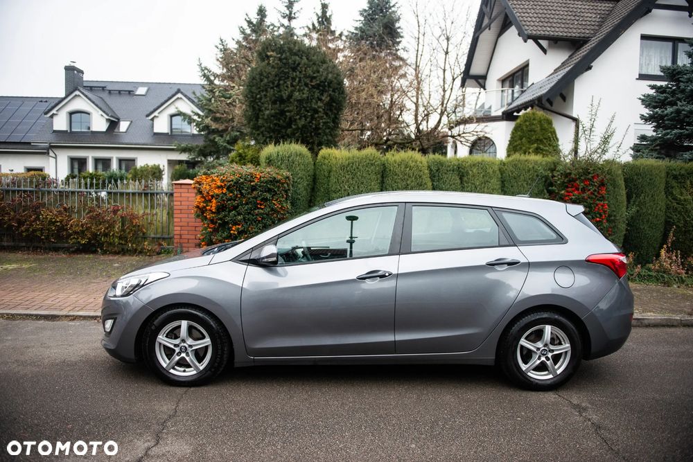 Hyundai i30 1.4 CRDi Premium - 11