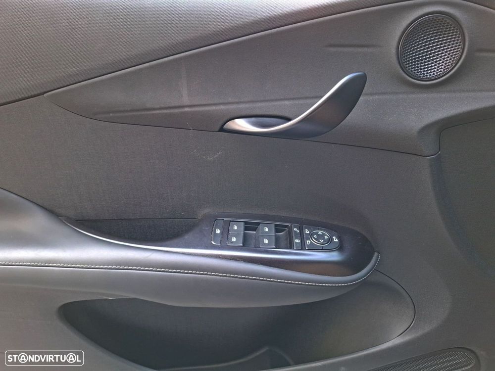 BYD Dolphin 60.4 kWh Design - 14