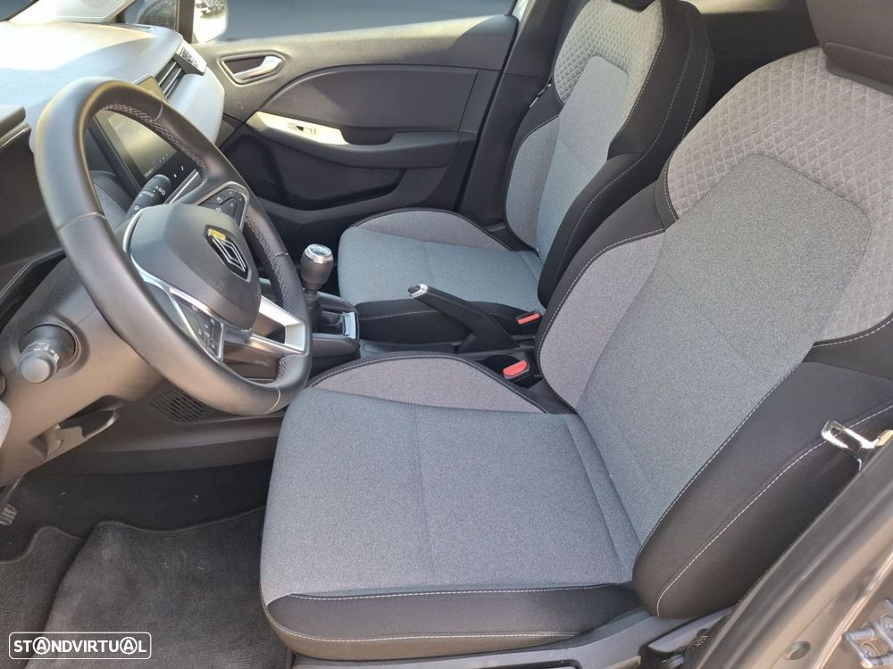 Renault Clio 1.0 TCe Evolution Bi-Fuel - 11