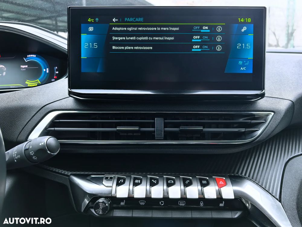 Peugeot 3008 Plug-In Hybrid 225 e-EAT8 Allure Pack - 21