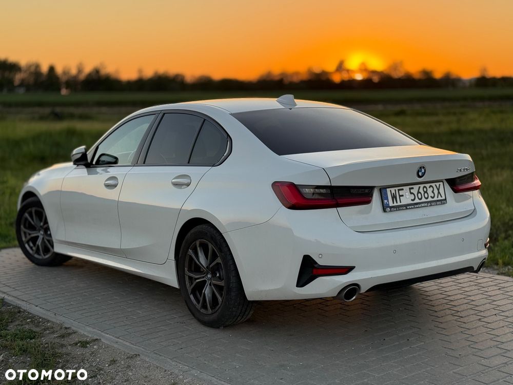 BMW Seria 3 320d MHEV Sport Line - 3