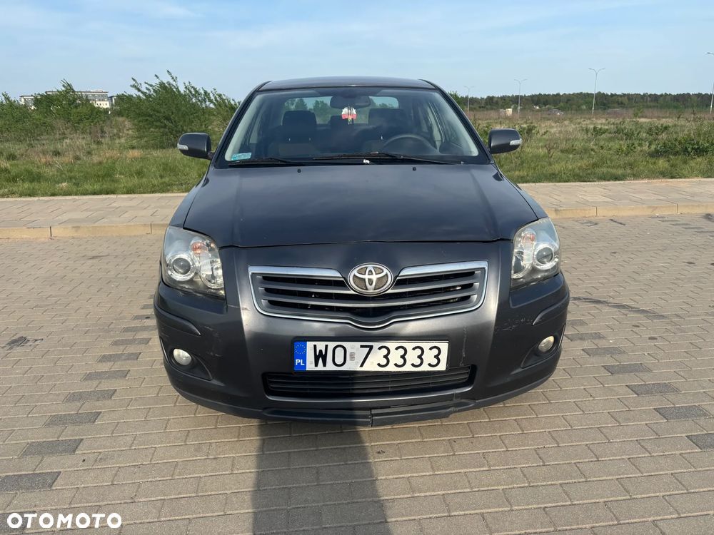 Toyota Avensis 2.0 D-4D - 3