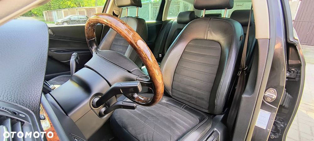 Volkswagen Passat 2.0 TDI Highline - 5