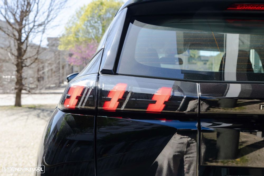 Peugeot 2008 1.2 PureTech Active - 18