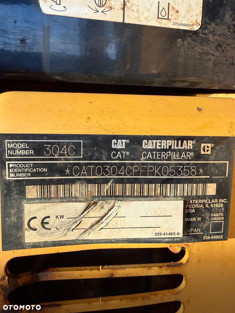 Caterpillar - 24