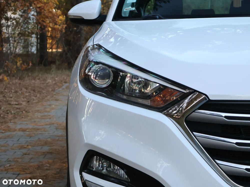 Hyundai Tucson 1.7 CRDI BlueDrive Comfort 2WD - 16