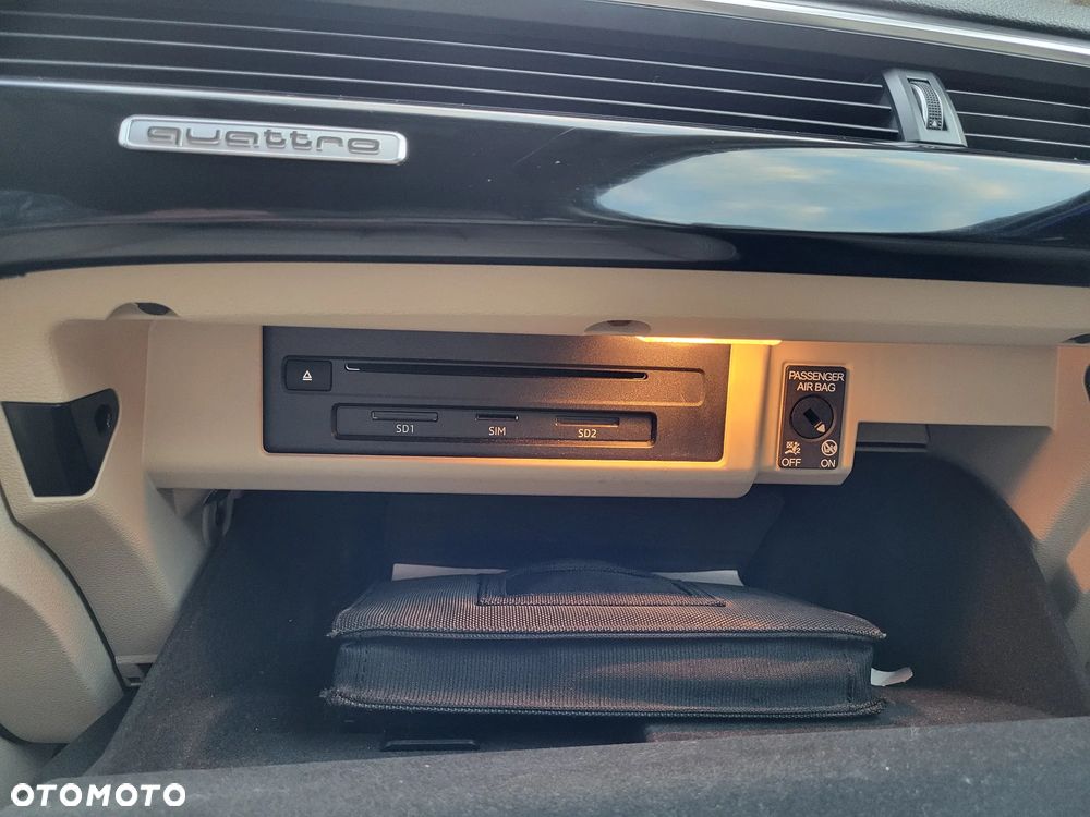 Audi A4 Limousine 40 TDI Quattro S tronic - 24